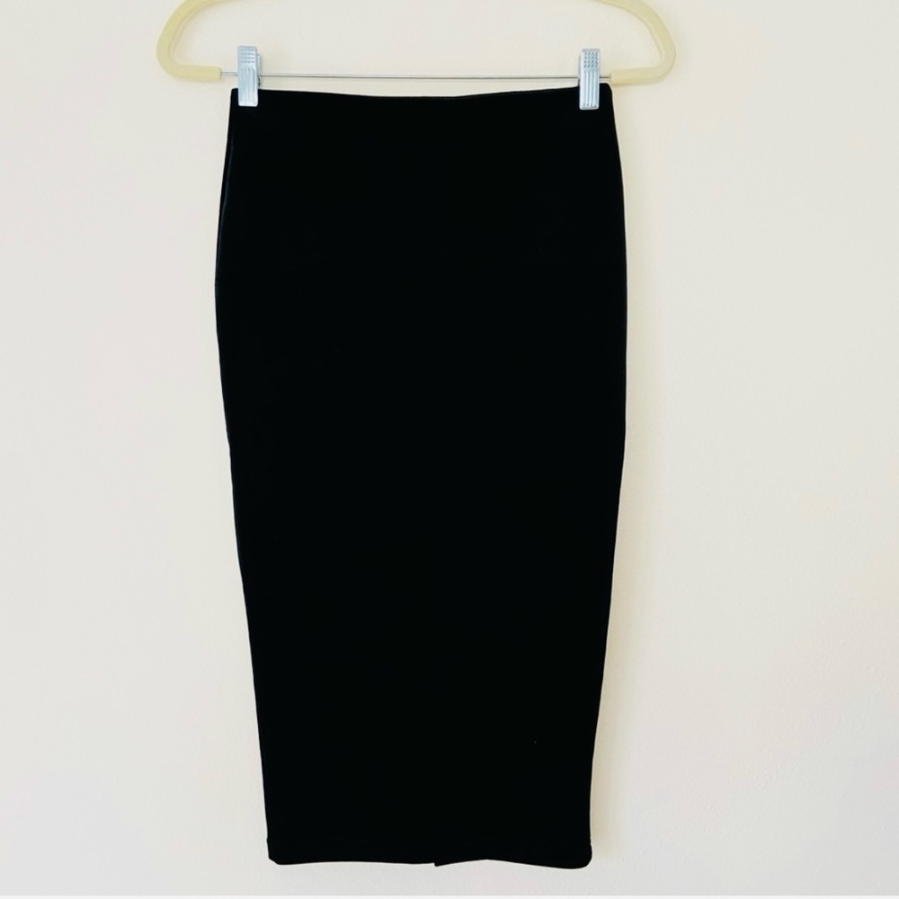 Gianni Bini Classic Black Pencil Skirt - Picture 1 of 4